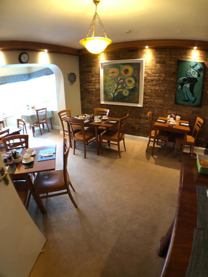 海滩港口住宿加早餐酒店 特拉莫尔 外观 照片